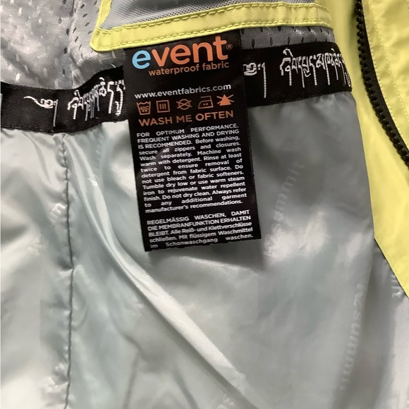 K2 Summit EVENT Parka 🌟NEW🌟 - Picture 4 of 14